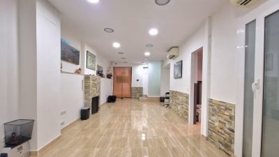 Apartment in quiet neighborhood